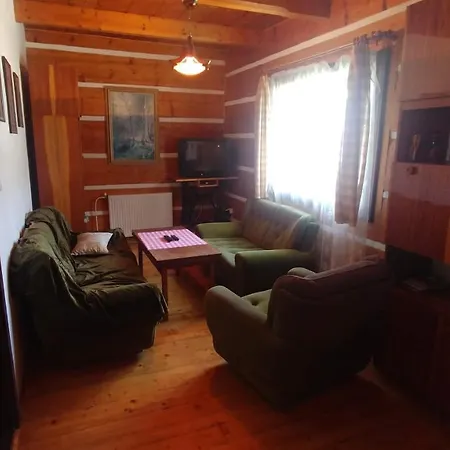 Σπίτι διακοπών Authentic Log House In *